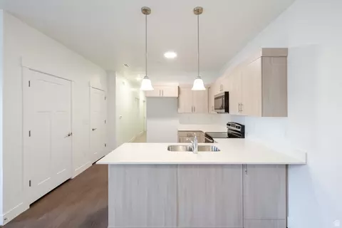 Kitchen - 4695 S 690 W #U101, Mapleton, UT 84664 photo 3 of 3