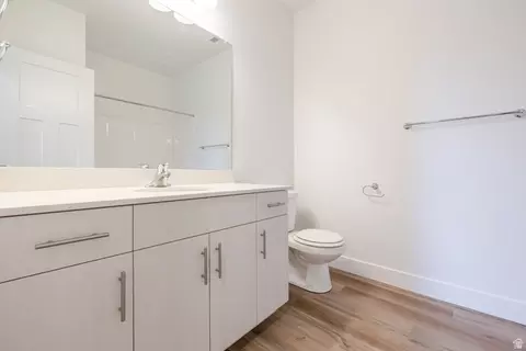 Bath - 4695 S 690 W #U201, Mapleton, UT 84664 photo 1 of 2
