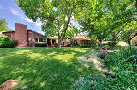 552 Nichols Ln, Moab, UT 84532