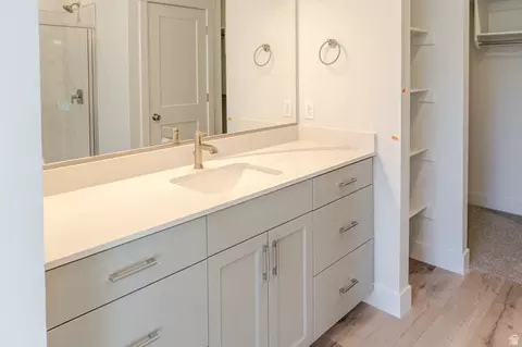Bath - 3057 W Ekko View Loop, Cedar City, UT 84721 photo 3 of 4