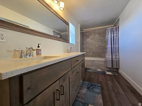 Bath - 1324 E 620 S, Payson, UT 84651 photo 4 of 7