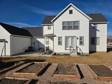 Exterior - 1324 E 620 S, Payson, UT 84651 photo 3 of 4