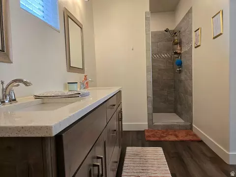 Bath - 1324 E 620 S, Payson, UT 84651 photo 3 of 7