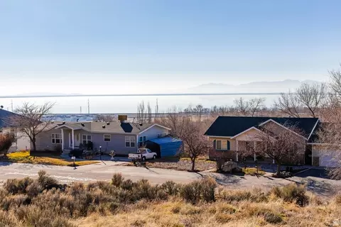 405 S 200 E #4, Willard, UT 84340 photo 9