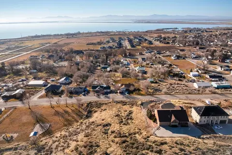 405 S 200 E #4, Willard, UT 84340 photo 17