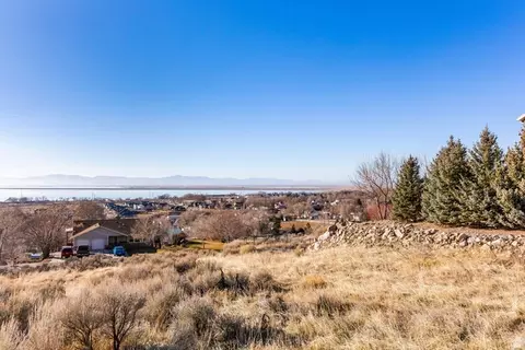 405 S 200 E #4, Willard, UT 84340 photo 3