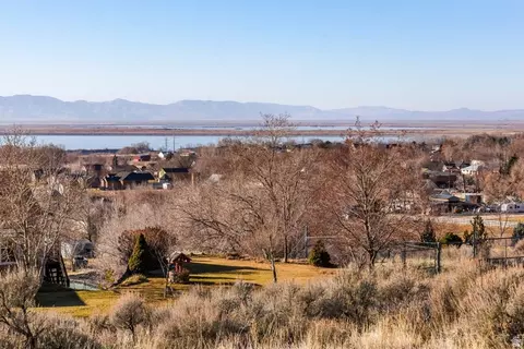 405 S 200 E #4, Willard, UT 84340 photo 8