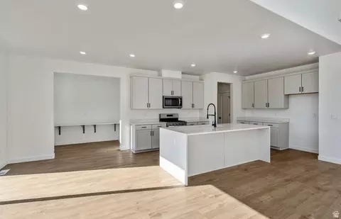 1036 E 310 S, Salem, UT 84653 photo 10