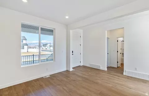 1036 E 310 S, Salem, UT 84653 photo 3