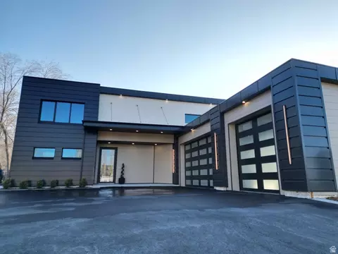 Exterior - 1306 E Victor Ln, Draper, UT 84020 photo 2 of 11