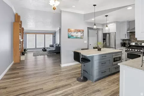 Entry Way - 2192 E High Mesa Dr, Sandy, UT 84092 photo 1 of 1