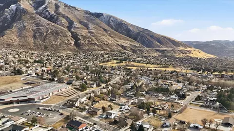 View/Area - 2192 E High Mesa Dr, Sandy, UT 84092 photo 8 of 10