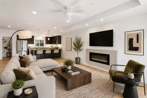 6996 S Brookhill E, Cottonwood Heights, UT 84171