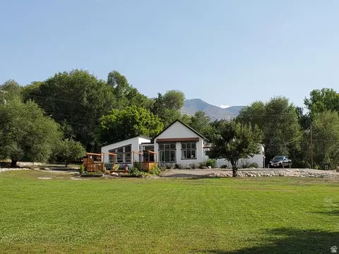 711 E 400 N, Springville, UT 84663