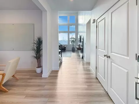 Entry Way - 3372 S Pinyon Park Ln, Mapleton, UT 84664 photo 1 of 5