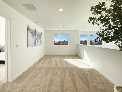 Entry Way - 3372 S Pinyon Park Ln, Mapleton, UT 84664 photo 3 of 5
