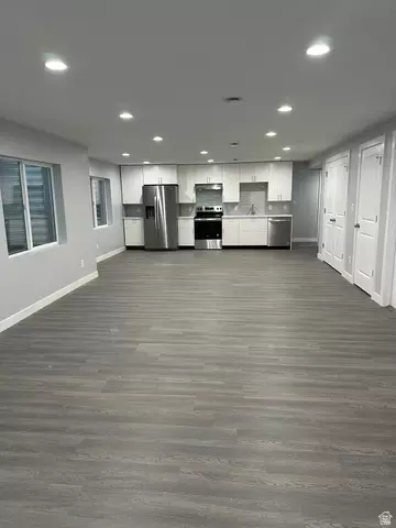 Living - 3372 S Pinyon Park Ln, Mapleton, UT 84664 photo 6 of 6