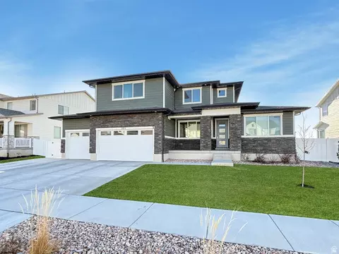 Exterior - 3372 S Pinyon Park Ln, Mapleton, UT 84664 photo 4 of 17
