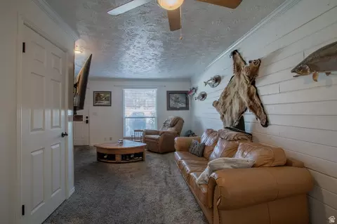Living - 563 N 200 W, Bountiful, UT 84010 photo 2 of 3