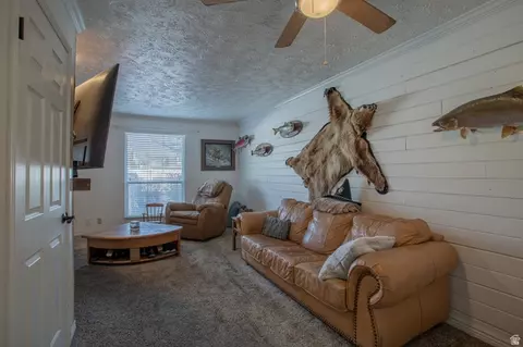 Living - 563 N 200 W, Bountiful, UT 84010 photo 1 of 3