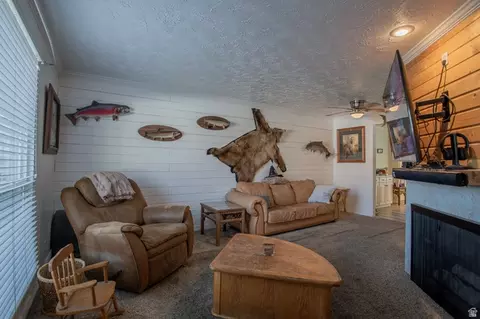 Living - 563 N 200 W, Bountiful, UT 84010 photo 3 of 3