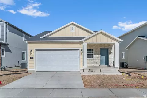 8861 S Smoky Hollow Rd, West Jordan, UT 84081