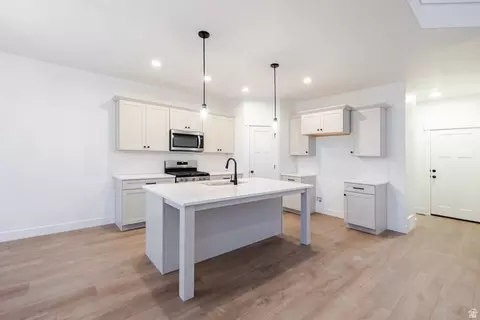 Kitchen - 4432 N Wizard Way #115, Eagle Mountain, UT 84005 photo 1 of 2