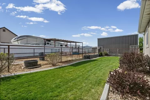 Exterior - 1587 E Smithfield Dr, Eagle Mountain, UT 84005 photo 14 of 21