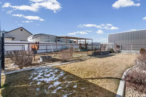 Exterior - 1587 E Smithfield Dr, Eagle Mountain, UT 84005 photo 9 of 21