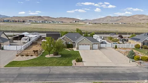 View/Area - 1587 E Smithfield Dr, Eagle Mountain, UT 84005 photo 7 of 7