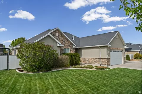 Exterior - 1587 E Smithfield Dr, Eagle Mountain, UT 84005 photo 2 of 21