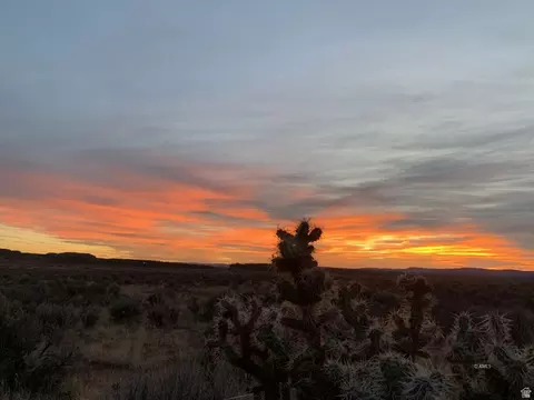 11 Crimson Rd E #11, Kanab, UT 84741