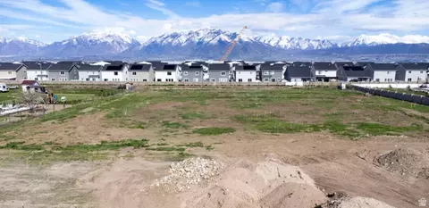 12732 S Harvest Haven Ln W #4, Riverton, UT 84096