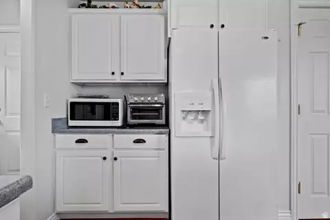 Kitchen - 366 S 200 E, Mona, UT 84645 photo 4 of 4