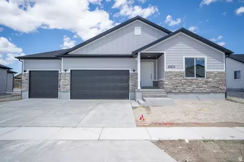 2317 E Marigold Dr #514, Eagle Mountain, UT 84005