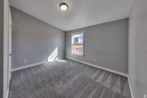 Bedroom - 55 E Mount Peale Dr, Moab, UT 84532 photo 4 of 5