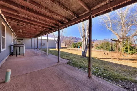 Exterior - 55 E Mount Peale Dr, Moab, UT 84532 photo 3 of 8