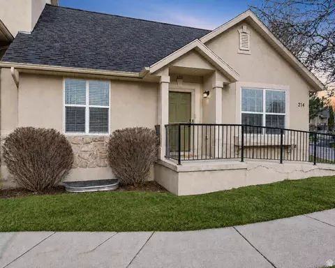 214 W Crescent View Ln N #109, Tooele, UT 84074