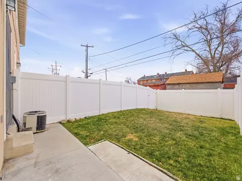 Exterior - 369 N Main St E #2, Orem, UT 84057 photo 3 of 3