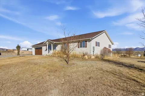 Exterior - 17500 N 4250 E, Moroni, UT 84646 photo 3 of 5