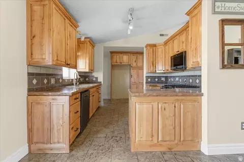 Kitchen - 17500 N 4250 E, Moroni, UT 84646 photo 1 of 3