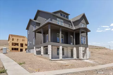 7192 S Campion Dr W #203, West Jordan, UT 84081