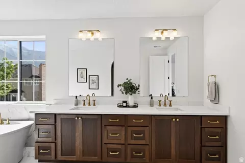 Bath - 1547 N 275 W #5, Orem, UT 84057 photo 3 of 9