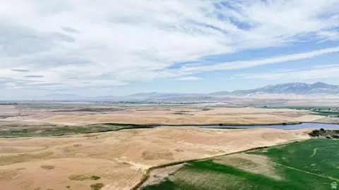 View/Area - 1000 W Mail Rte Rd, Preston, ID 83263 photo 3 of 19