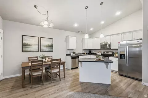 282 W 605 N # I, Centerville, UT 84014