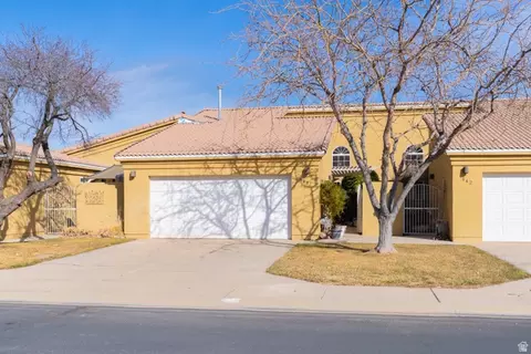 Exterior - 648 W Hale Ave, Moab, UT 84532 photo 3 of 11
