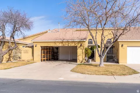 Exterior - 648 W Hale Ave, Moab, UT 84532 photo 9 of 11