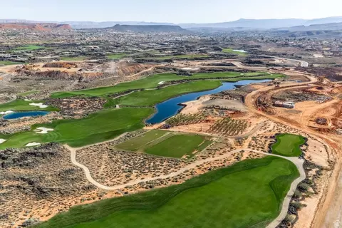 5 Silver Reef #5, Santa Clara, UT 84765