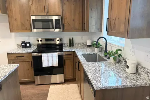 1720 E Main St #503, Tremonton, UT 84337