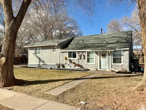 250 W 700 S #A/B, Richfield, UT 84701